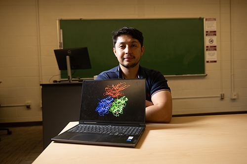 U.S. Army veteran Saul Hernandez’s chance encounter with an informational flyer led him to the McNair Scholars Program at NMSU. His research concerns the molecular dynamics of the kinesin protein and simulating them for data.