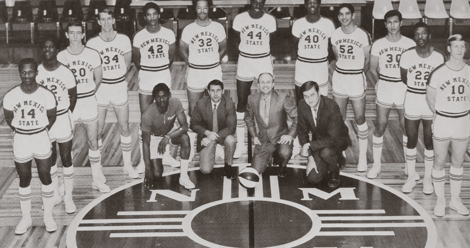 Photo of 1970 men's basketball team